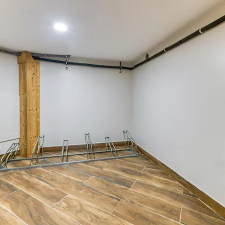 Les Vernettes Apartment
